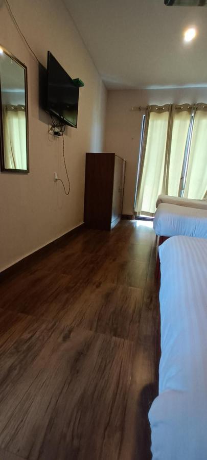 Hotel Dolly Pokhara Exterior foto