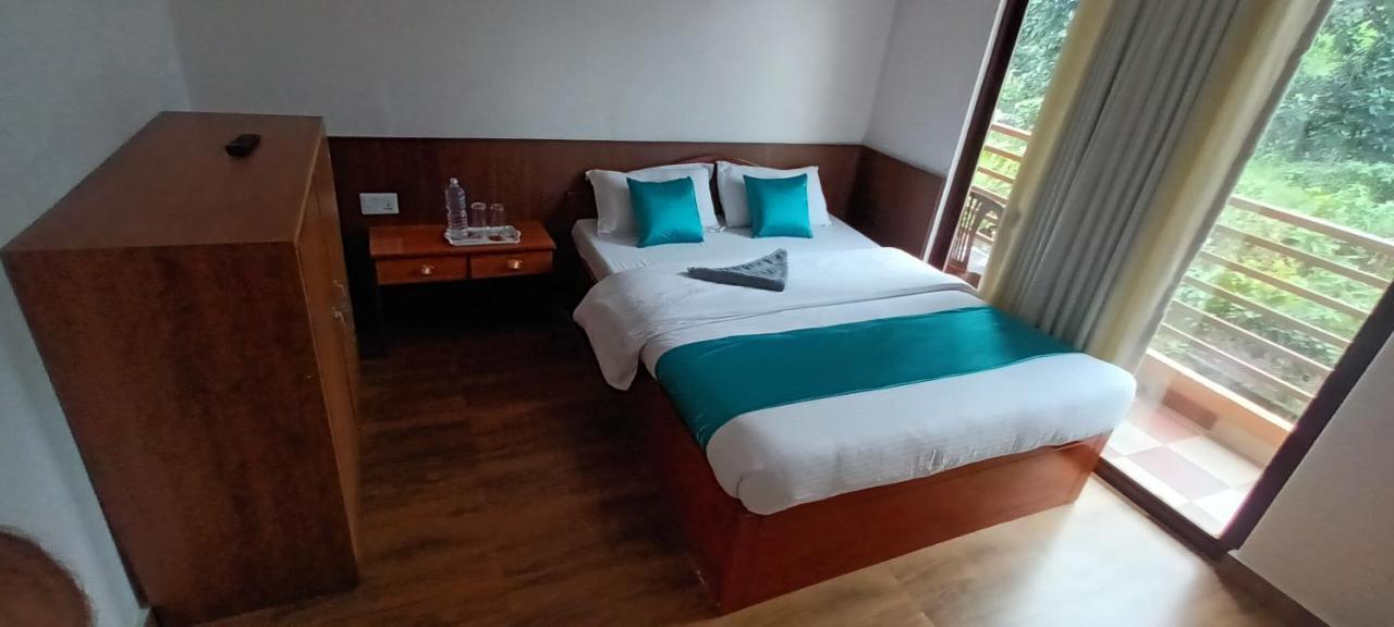 Hotel Dolly Pokhara Exterior foto